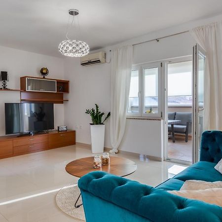 Elegant Two Bedroom Apartment Zadar Ngoại thất bức ảnh