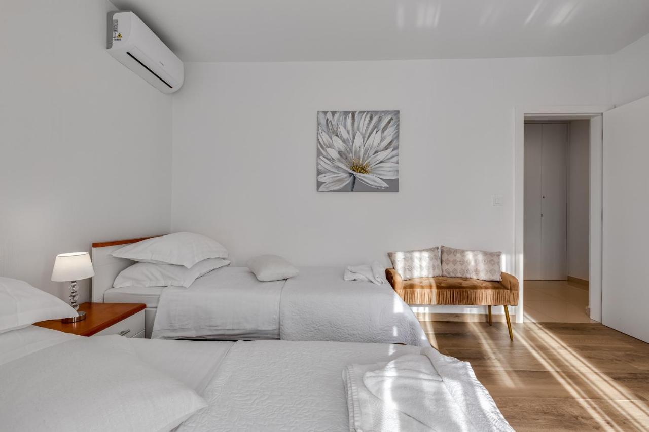 Elegant Two Bedroom Apartment Zadar Ngoại thất bức ảnh